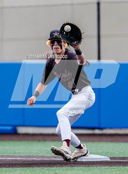 Thumbnail 3 in Thompson Valley vs Windsor (CHSAA 4A Round 1) photogallery.