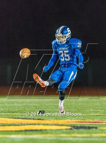 Thumbnail 2 in Norwich Free Academy vs. Southington (CIAC Class LL-Large Final) photogallery.