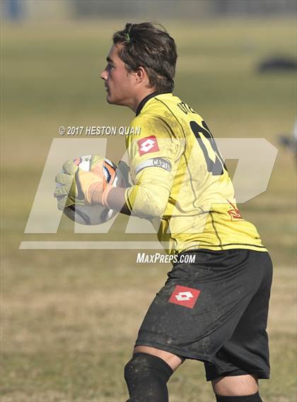 Thumbnail 2 in San Clemente vs. Villa Park (Marina Tournament) photogallery.