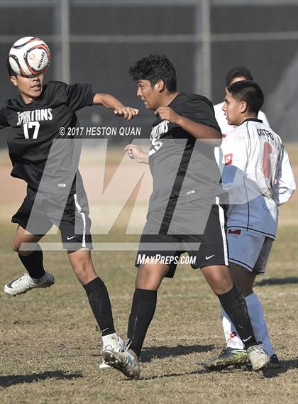 Thumbnail 2 in San Clemente vs. Villa Park (Marina Tournament) photogallery.