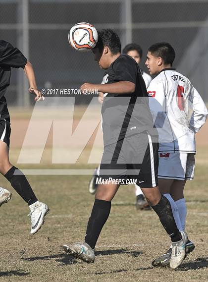 Thumbnail 1 in San Clemente vs. Villa Park (Marina Tournament) photogallery.