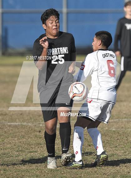 Thumbnail 1 in San Clemente vs. Villa Park (Marina Tournament) photogallery.