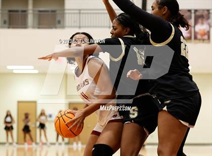 Thumbnail 3 in Sprayberry @ Lassiter photogallery.