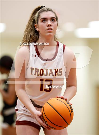 Thumbnail 2 in Sprayberry @ Lassiter photogallery.