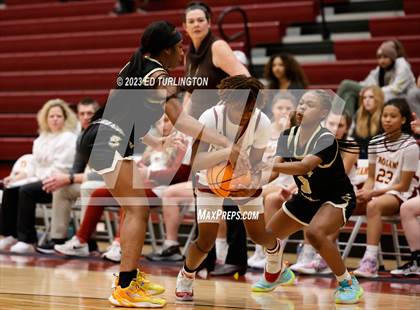 Thumbnail 2 in Sprayberry @ Lassiter photogallery.