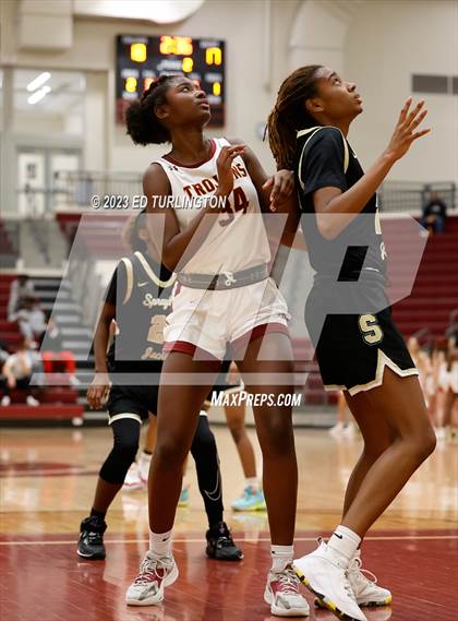 Thumbnail 3 in Sprayberry @ Lassiter photogallery.