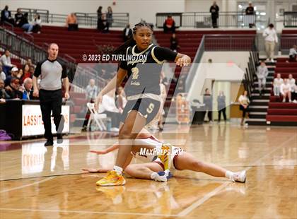 Thumbnail 3 in Sprayberry @ Lassiter photogallery.