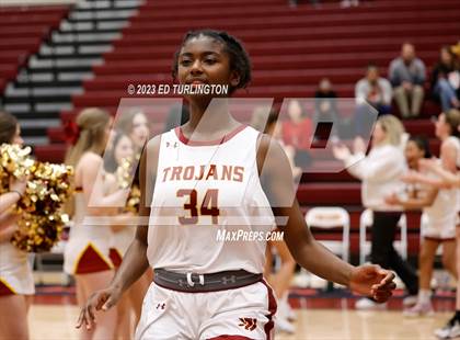 Thumbnail 1 in Sprayberry @ Lassiter photogallery.