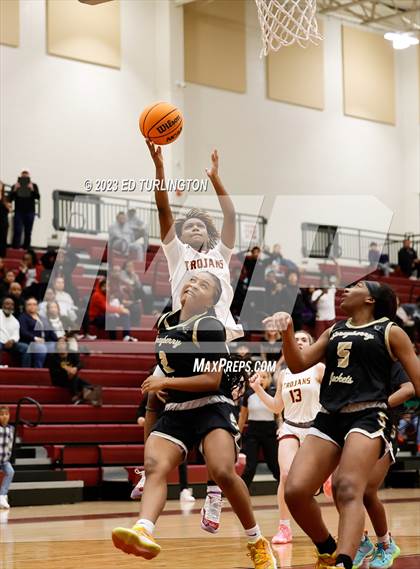 Thumbnail 1 in Sprayberry @ Lassiter photogallery.