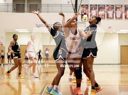 Thumbnail 2 in Sprayberry @ Lassiter photogallery.