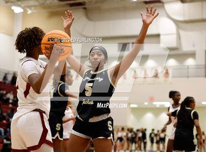 Thumbnail 2 in Sprayberry @ Lassiter photogallery.