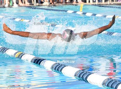 Thumbnail 2 in AIA Division III Championships photogallery.