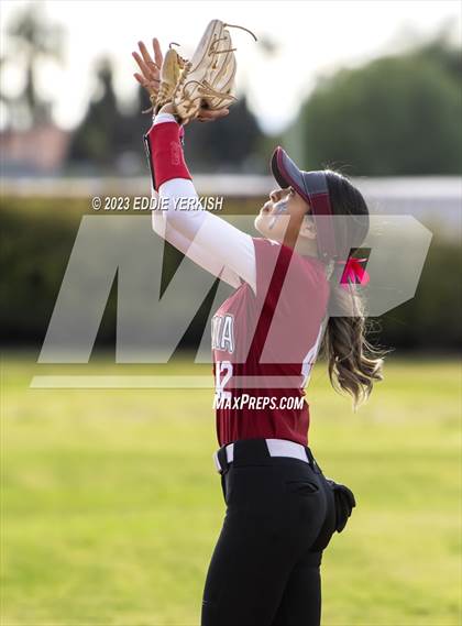 Thumbnail 2 in Brea Olinda @ Covina photogallery.