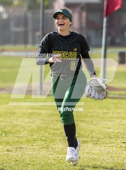 Thumbnail 3 in Brea Olinda @ Covina photogallery.