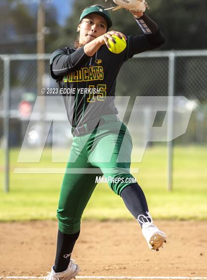 Thumbnail 3 in Brea Olinda @ Covina photogallery.