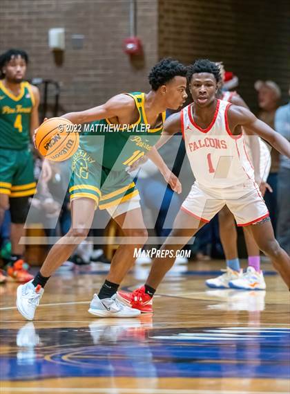 Thumbnail 3 in Pine Forest vs Seventy-First (Cumberland County Holiday Classic) photogallery.