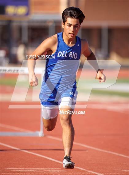 Thumbnail 1 in Rogers Ford Tall City Relays photogallery.