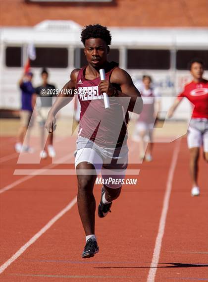 Thumbnail 2 in Rogers Ford Tall City Relays photogallery.
