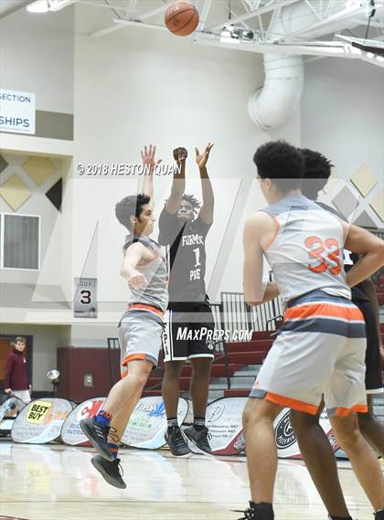 Thumbnail 2 in Fairmont Prep vs. Beverly Hills (Rancho Mirage Holiday Invitational) photogallery.