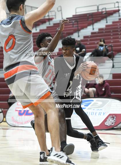 Thumbnail 1 in Fairmont Prep vs. Beverly Hills (Rancho Mirage Holiday Invitational) photogallery.