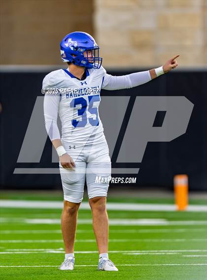 Thumbnail 2 in Barbers Hill vs. Anderson (UIL 5A D1 Football Area) photogallery.