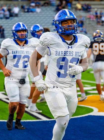 Thumbnail 2 in Barbers Hill vs. Anderson (UIL 5A D1 Football Area) photogallery.