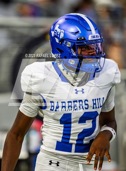 Thumbnail 1 in Barbers Hill vs. Anderson (UIL 5A D1 Football Area) photogallery.