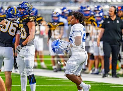 Thumbnail 3 in Barbers Hill vs. Anderson (UIL 5A D1 Football Area) photogallery.