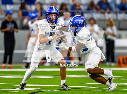 Thumbnail 2 in Barbers Hill vs. Anderson (UIL 5A D1 Football Area) photogallery.