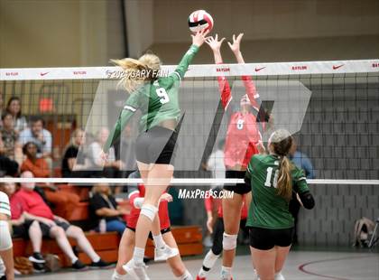 Thumbnail 2 in Webb @ Baylor photogallery.