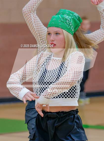 Thumbnail 2 in Moapa Valley vs Virgin Valley (2025 NIAA Southern Regional Semifinals) photogallery.