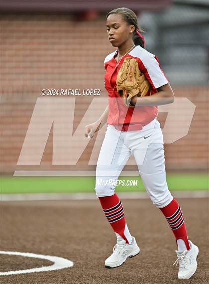 Thumbnail 1 in North Shore @ Deer Park (UIL Softball 6A Region 3 Bi-District) photogallery.