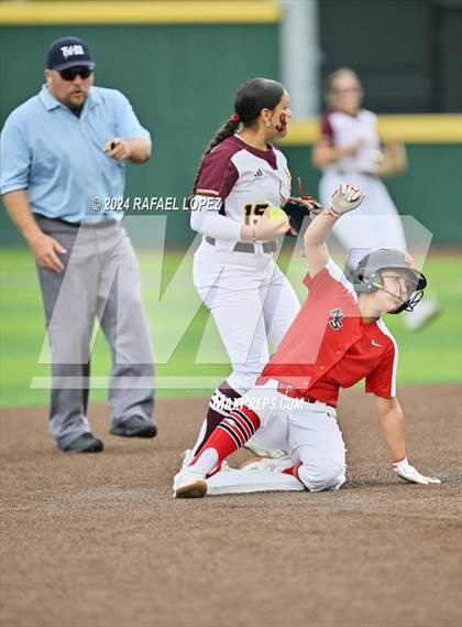 Thumbnail 3 in North Shore @ Deer Park (UIL Softball 6A Region 3 Bi-District) photogallery.
