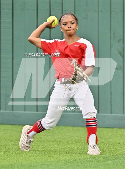 Thumbnail 2 in North Shore @ Deer Park (UIL Softball 6A Region 3 Bi-District) photogallery.