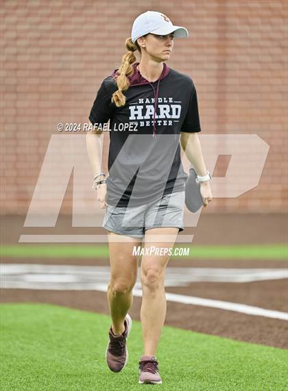 Thumbnail 1 in North Shore @ Deer Park (UIL Softball 6A Region 3 Bi-District) photogallery.