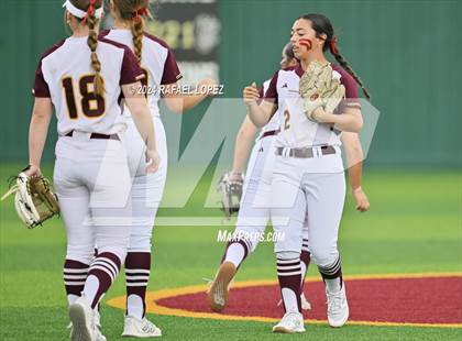 Thumbnail 2 in North Shore @ Deer Park (UIL Softball 6A Region 3 Bi-District) photogallery.