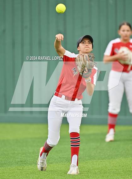Thumbnail 2 in North Shore @ Deer Park (UIL Softball 6A Region 3 Bi-District) photogallery.