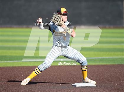 Thumbnail 2 in Ventura @ Flintridge Prep (CIF SS-D5 First Round) photogallery.