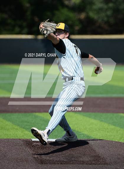 Thumbnail 2 in Ventura @ Flintridge Prep (CIF SS-D5 First Round) photogallery.