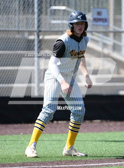 Thumbnail 3 in Ventura @ Flintridge Prep (CIF SS-D5 First Round) photogallery.