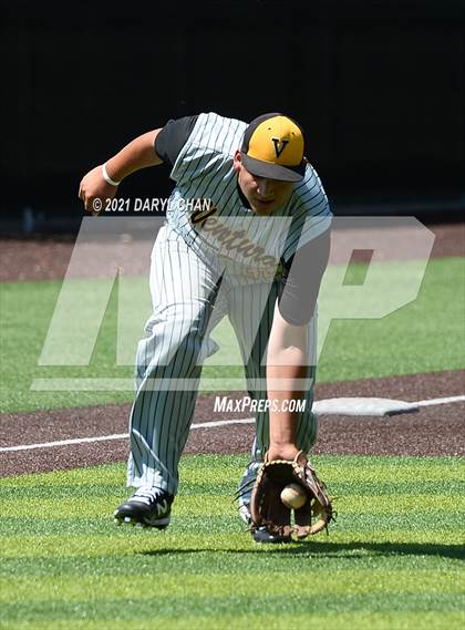 Thumbnail 2 in Ventura @ Flintridge Prep (CIF SS-D5 First Round) photogallery.
