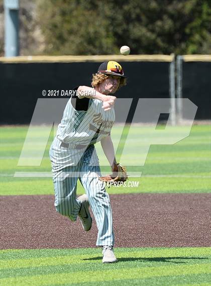 Thumbnail 2 in Ventura @ Flintridge Prep (CIF SS-D5 First Round) photogallery.