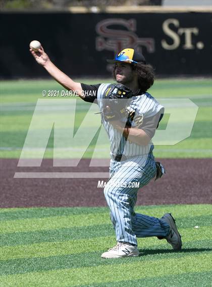Thumbnail 1 in Ventura @ Flintridge Prep (CIF SS-D5 First Round) photogallery.