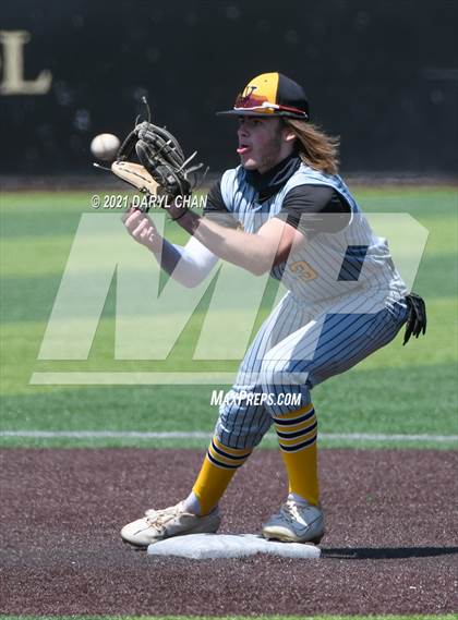 Thumbnail 1 in Ventura @ Flintridge Prep (CIF SS-D5 First Round) photogallery.