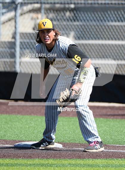 Thumbnail 1 in Ventura @ Flintridge Prep (CIF SS-D5 First Round) photogallery.