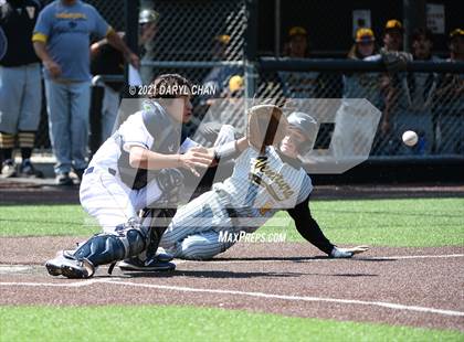 Thumbnail 2 in Ventura @ Flintridge Prep (CIF SS-D5 First Round) photogallery.