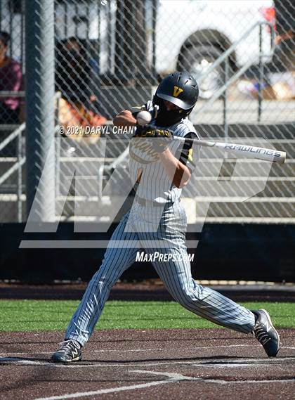Thumbnail 2 in Ventura @ Flintridge Prep (CIF SS-D5 First Round) photogallery.