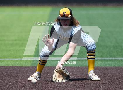 Thumbnail 2 in Ventura @ Flintridge Prep (CIF SS-D5 First Round) photogallery.