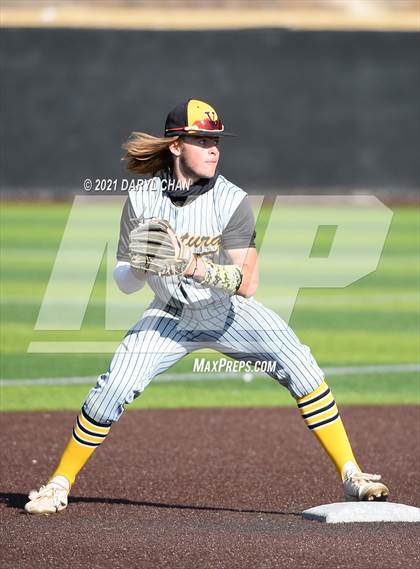 Thumbnail 1 in Ventura @ Flintridge Prep (CIF SS-D5 First Round) photogallery.