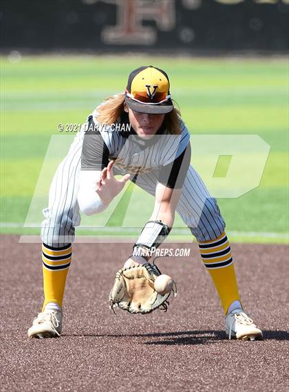 Thumbnail 1 in Ventura @ Flintridge Prep (CIF SS-D5 First Round) photogallery.